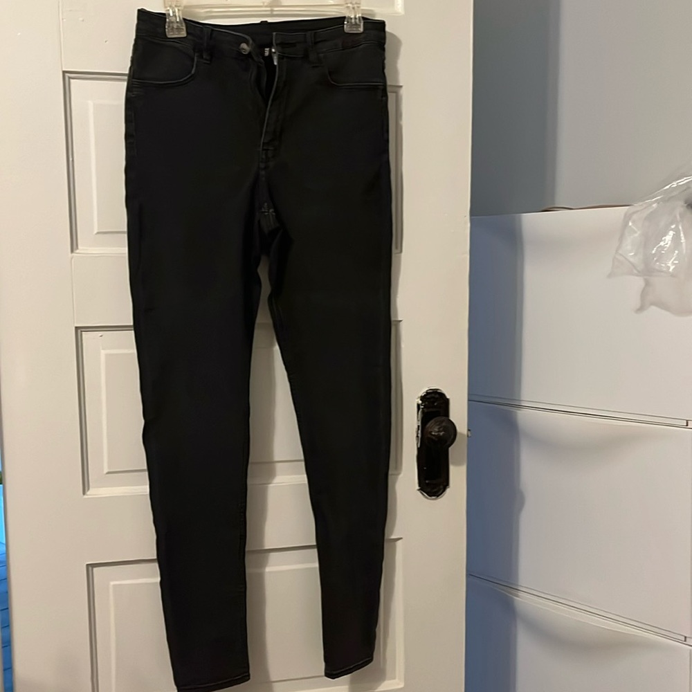 Divided jeans
